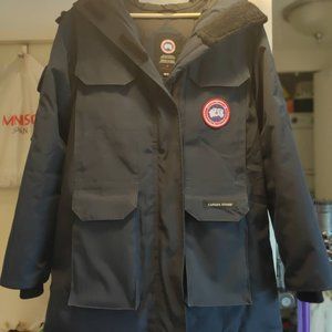 Canada Goose Expedition Parka Navy Blue. Super new